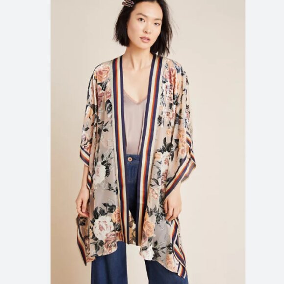 Anthropologie Tops - Anthropologie Aratta Phoebe Burnout Velvet Kimono Tan Multi One Size